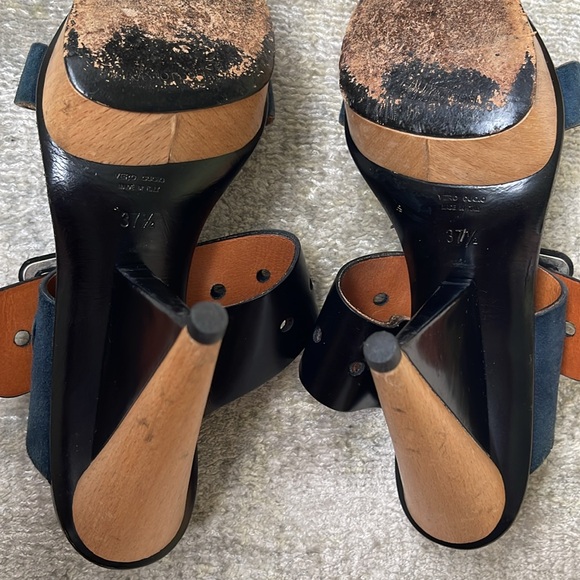 Sergio Rossi shoes in black and navy - Picture 8 of 13